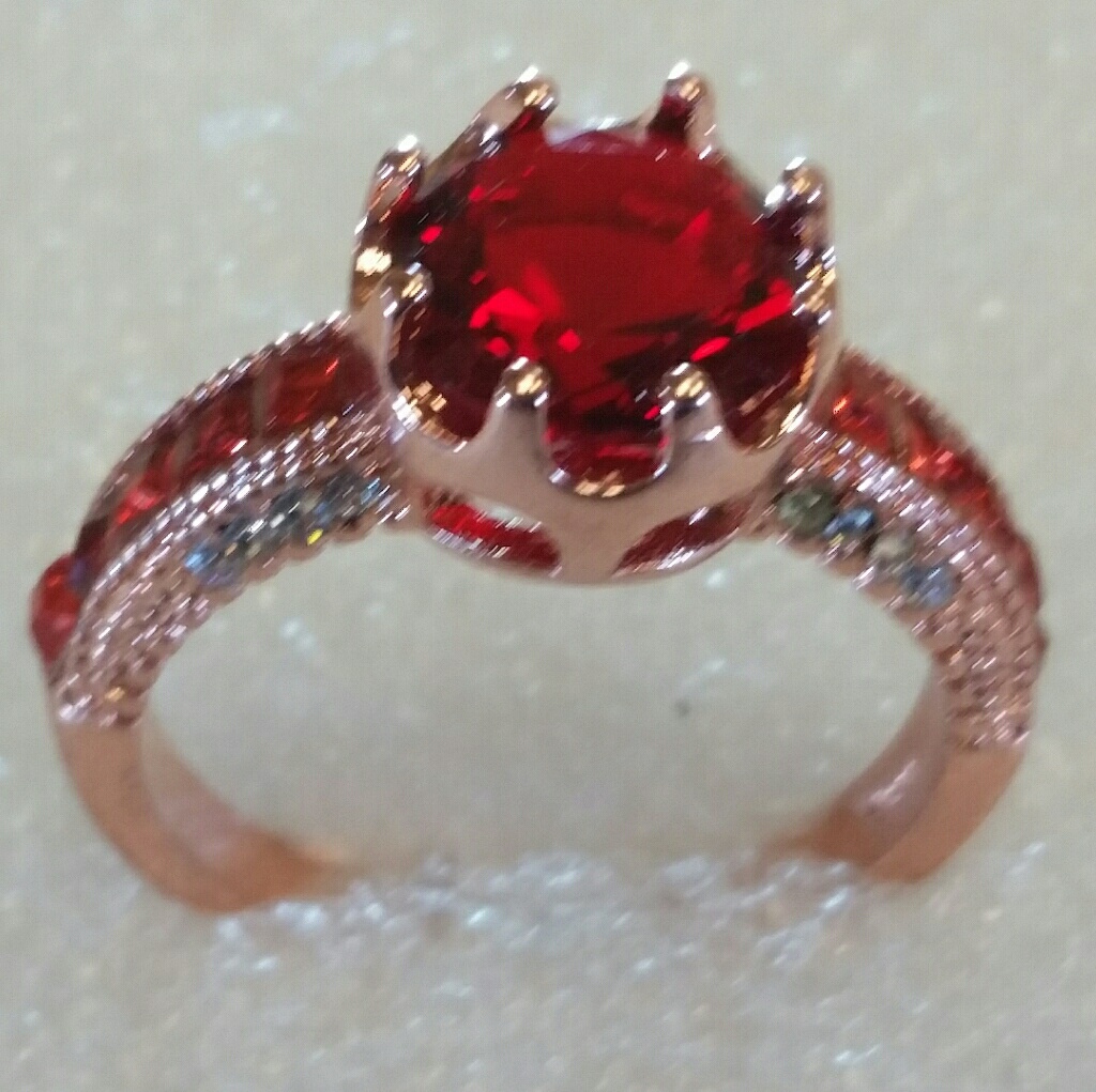 Ruby Rose Gold Woman's Ring